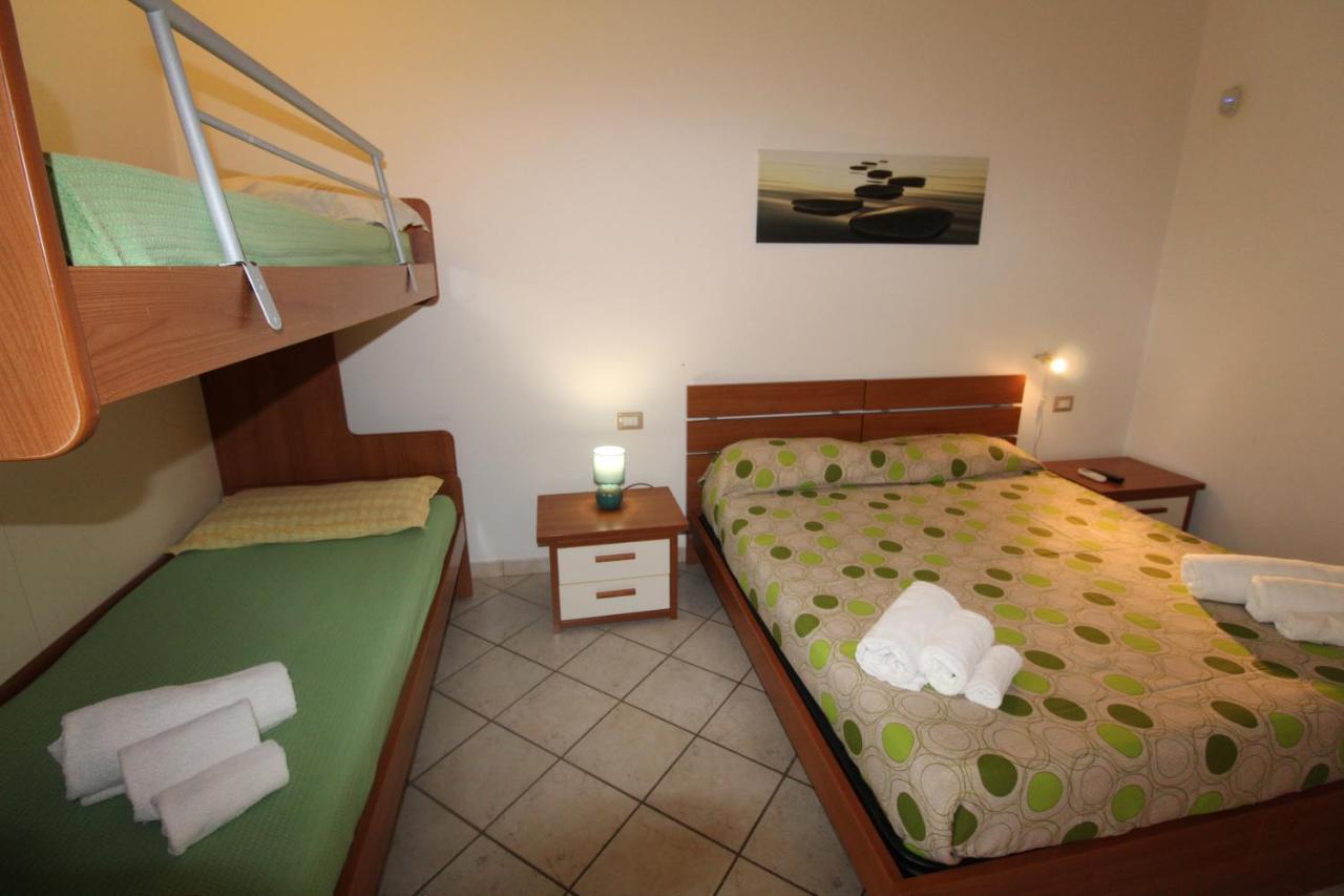 B&B Scoglio Di Pirro Climatizzato A 150 M Dalle Spiagge Salentine Torre San Giovanni Ugento Exteriör bild