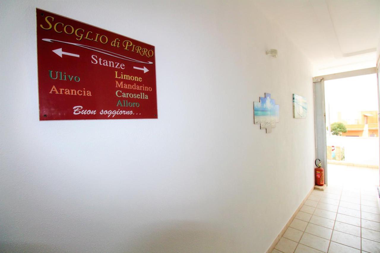 B&B Scoglio Di Pirro Climatizzato A 150 M Dalle Spiagge Salentine Torre San Giovanni Ugento Exteriör bild